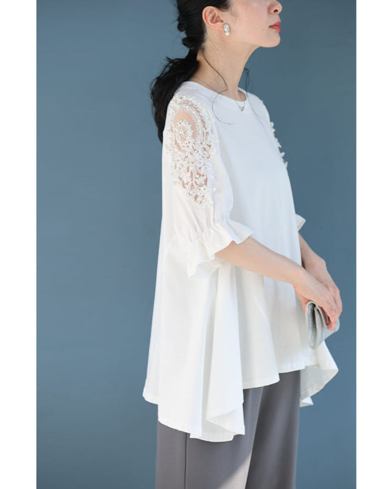 パールの実がなる小窓レース袖のフレアラインカットソートップス