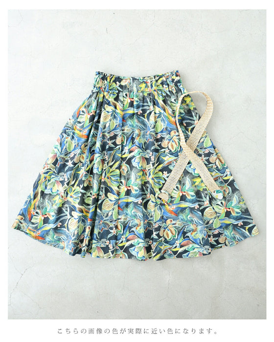 色彩豊かに描くボタニカル柄ミディアムスカート(ベルト付き)