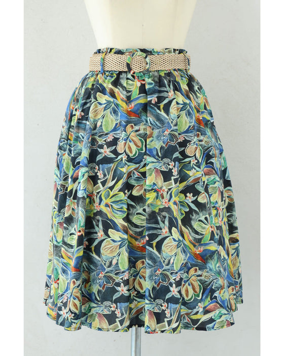 色彩豊かに描くボタニカル柄ミディアムスカート(ベルト付き)