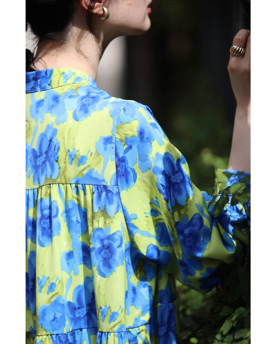 街ゆく華やかな青花ティアードロングワンピース(紐リボン付き)