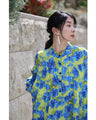 街ゆく華やかな青花ティアードロングワンピース（紐リボン付き）
