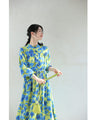 街ゆく華やかな青花ティアードロングワンピース(紐リボン付き)