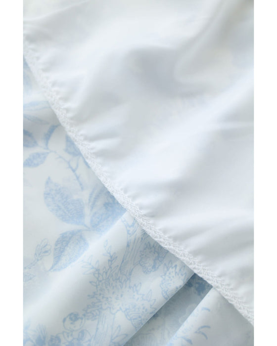 優美な青で描くアンティーク風花柄ミディアムスカート