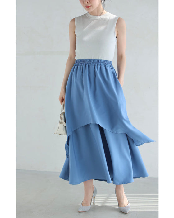 重なるレイヤードデザインミディアムスカート