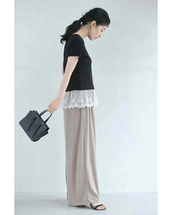 ひと匙のエレガントをプラスする裾チュールのTシャツトップス