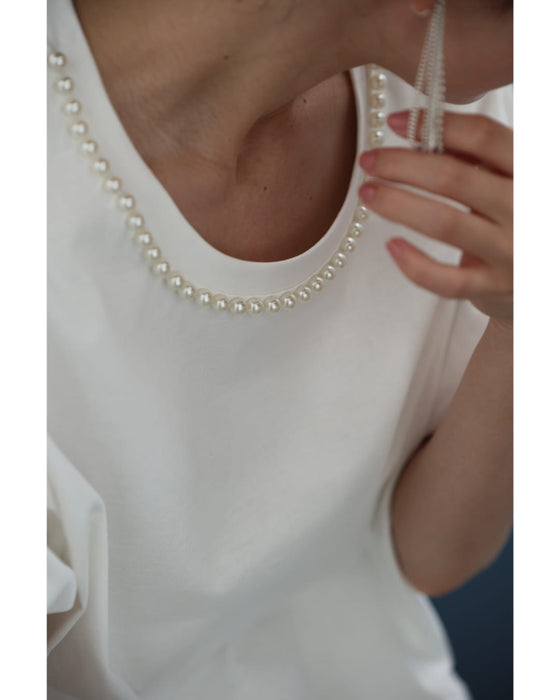 溢れ咲く裾レースのパールネックTシャツトップス