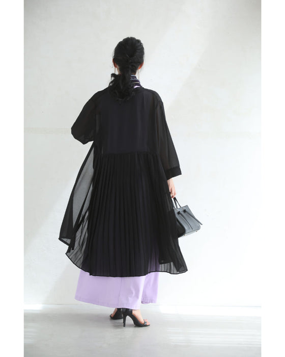 夏の装いに柔らかな揺らめき。バックプリーツシアーカーディガン