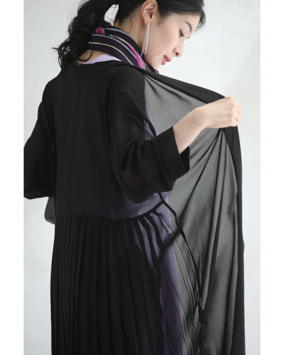 夏の装いに柔らかな揺らめき。バックプリーツシアーカーディガン