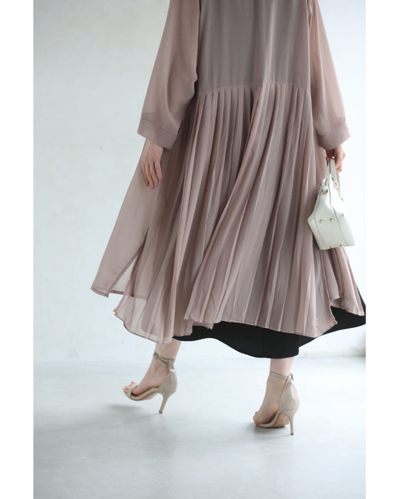 夏の装いに柔らかな揺らめき。バックプリーツシアーカーディガン