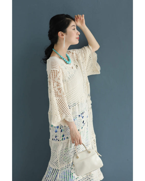 重ねて可愛いクロシェミディアムワンピース