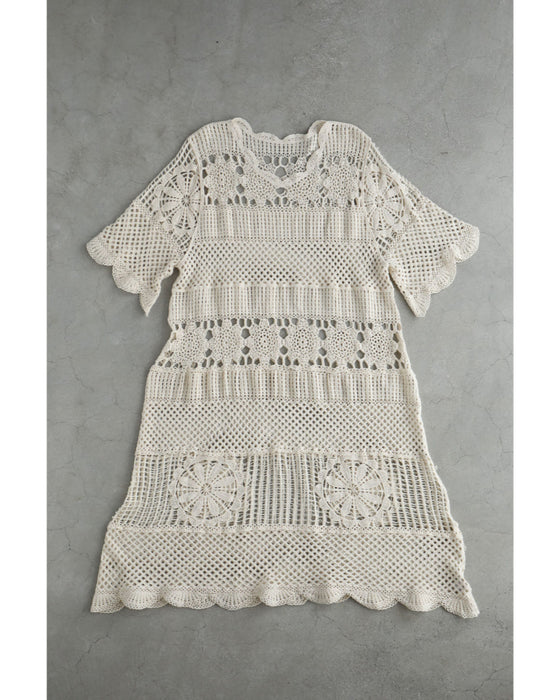 重ねて可愛いクロシェミディアムワンピース