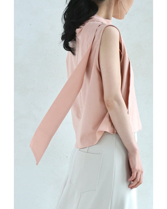 パステルカラーのネックタイカットソートップス