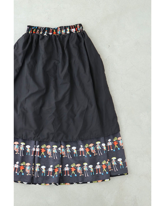 ファニーなお絵かきガーランドミディアムスカート