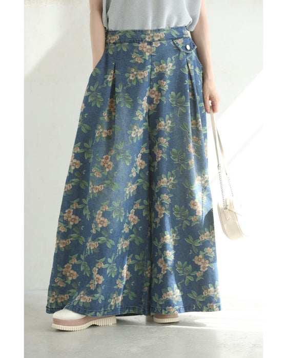 全面に描く花のタックワイドデニムパンツ
