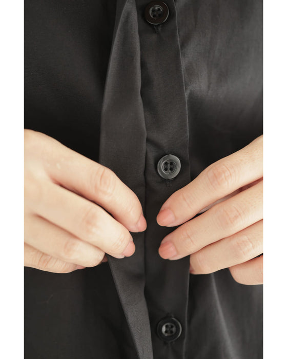 白黒のコントラスト引き立つバイカラーロングシャツチュニック