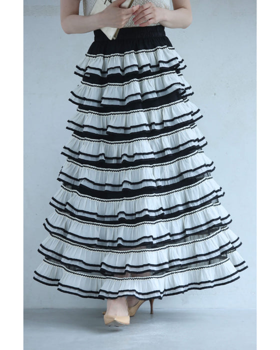 たっぷりデコレーションフリルロングスカート