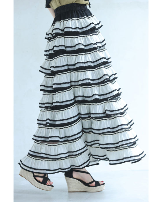 たっぷりデコレーションフリルロングスカート