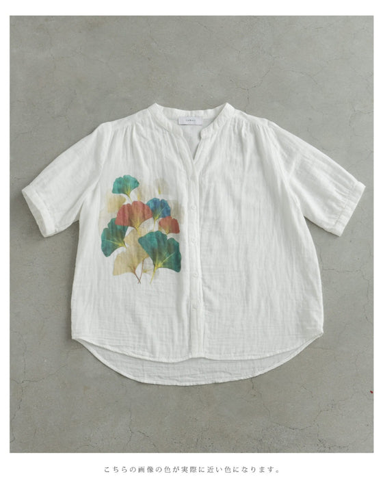 色づくイチョウの着心地柔らかなシャツトップス