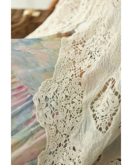 軽やかにプラスする装飾クロシェジレベスト