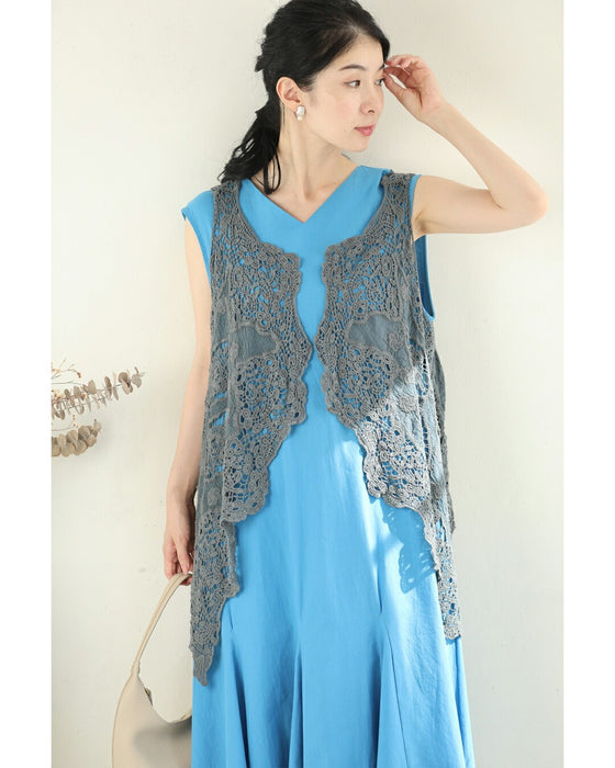 軽やかにプラスする装飾クロシェジレベスト