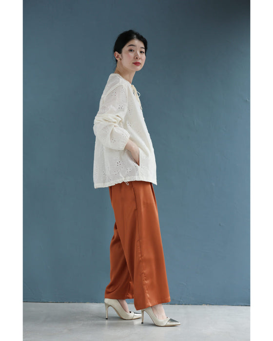 ペイズリー浮かぶパンチングレースシャツトップス