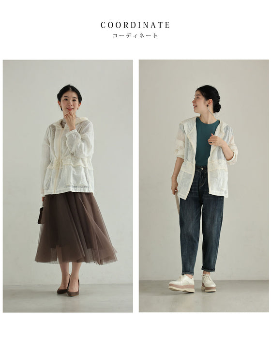 細やかな花刺繍のフード付きシアーブルゾン