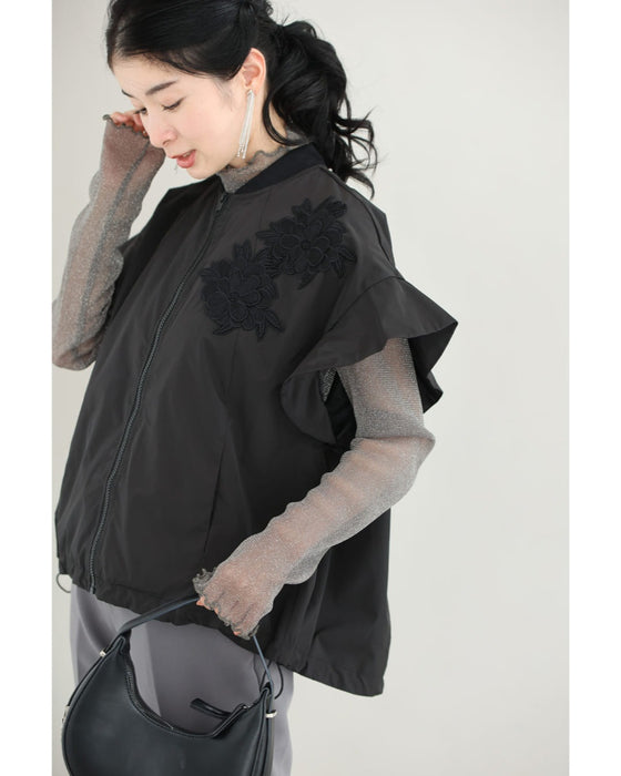 花咲くワッペンのフレア袖ブルゾン