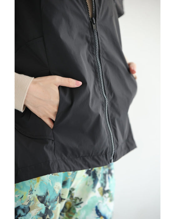 花咲くワッペンのフレア袖ブルゾン