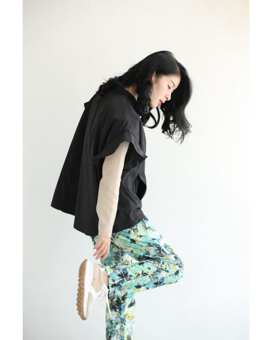 花咲くワッペンのフレア袖ブルゾン