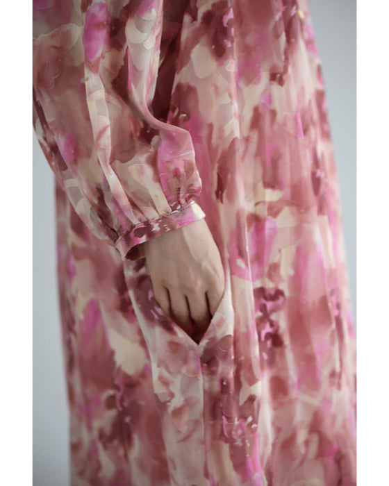 色が滲む花咲くシアーロングワンピース(リボンベルト付き)