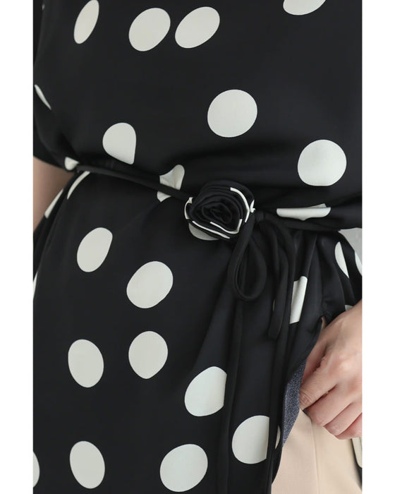 艶めくドット柄プルオーバートップス(コサージュベルト付き)