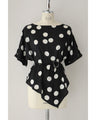 艶めくドット柄プルオーバートップス(コサージュベルト付き)
