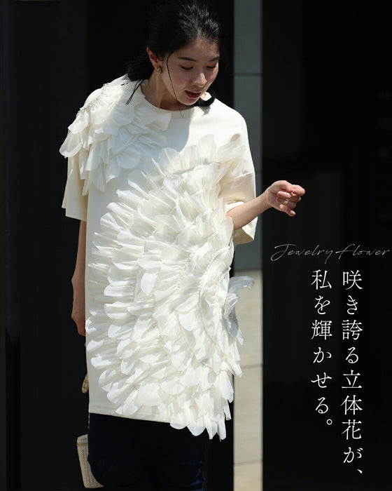 華やか好きさんに贈る 立体花Tシャツ