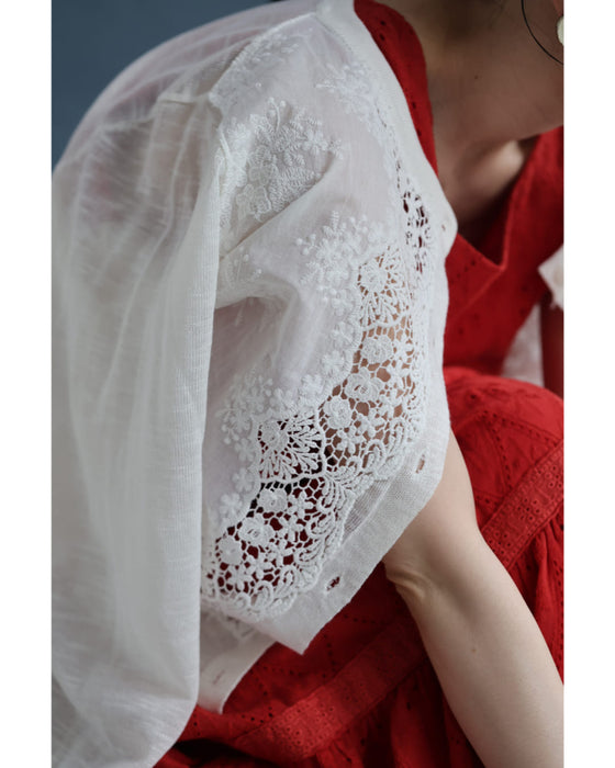 雅なレースが流れる刺繍シアーカーディガン