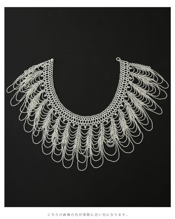 肩まで覆うドレッシーパールネックレス