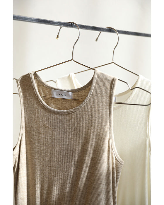 重ねて楽しむインナーフレアワンピース