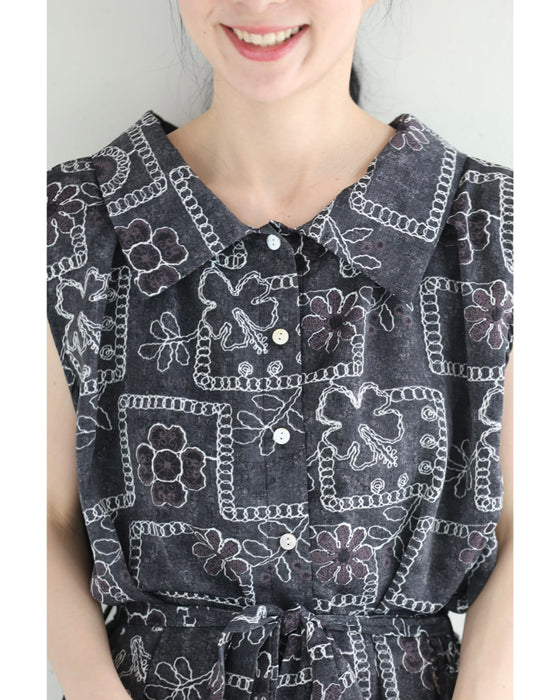 ゆったり心地よい刺繍風プリントのロングワンピース(紐リボン付き)