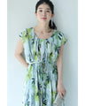 涼しさ舞い込むグリーンアートロングワンピース(リボン付き)