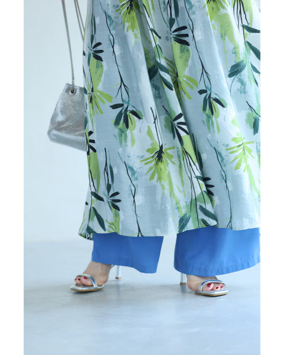 涼しさ舞い込むグリーンアートロングワンピース(リボン付き)