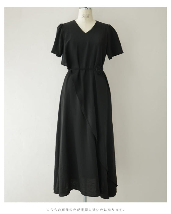 アシンメトリーな重なるフレアデザインロングワンピース(コサージュベルト付き)