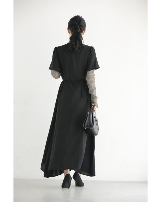 アシンメトリーな重なるフレアデザインロングワンピース(コサージュベルト付き)