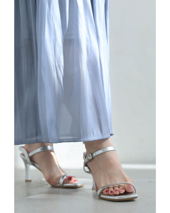 ひらひら裾が踊る重ね着風ロングワンピース