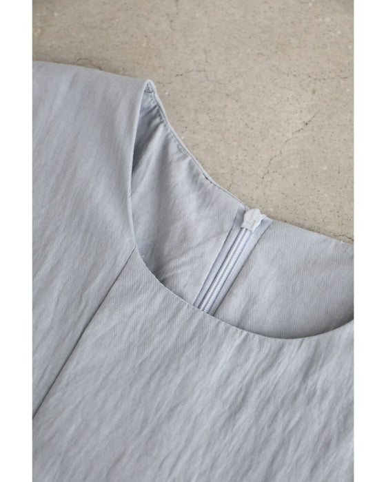 ひらひら裾が踊る重ね着風ロングワンピース