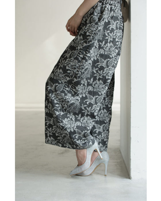 エレガントなジャガードカーブラインパンツ