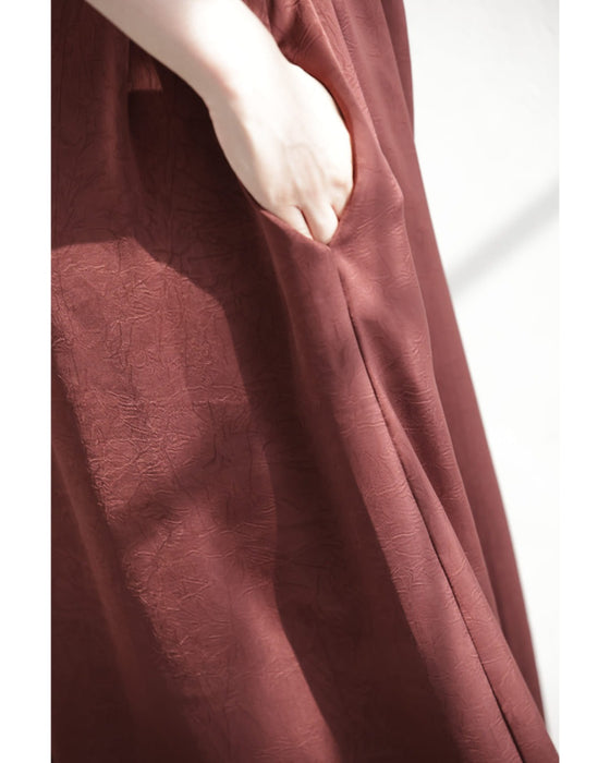 肩から流れる上品なタックロングワンピース(ベルト付き)