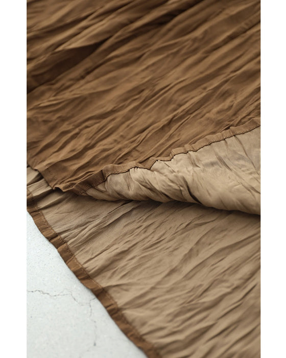 しっとりと柔らかなシワ加工ロングワンピース