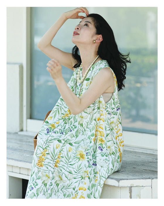 花々の美しさ広がるロングワンピース