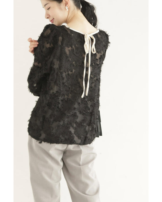 ふわふわシャギーのフレア袖シアーブラウストップス