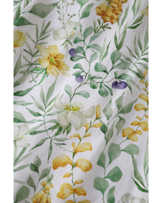 さらりと快適な履き心地。花々の美しさ広がるワイドパンツ