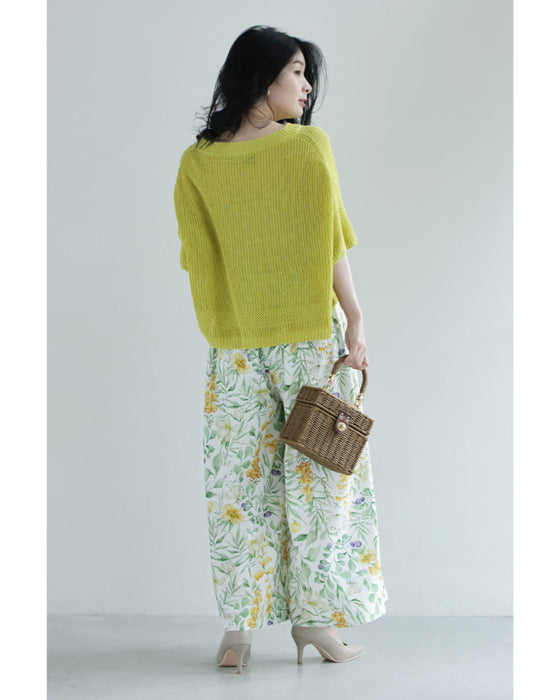 さらりと快適な履き心地。花々の美しさ広がるワイドパンツ